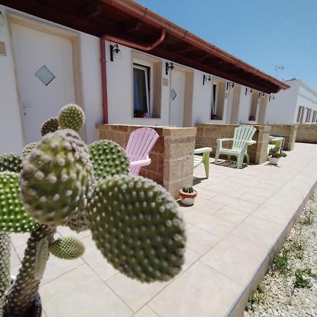 Agriturismo "Terra D'Ulivi" Порто-Чезарео Екстер'єр фото